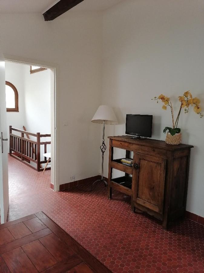 Lou Mas Suzoun Appartement Ucel Buitenkant foto