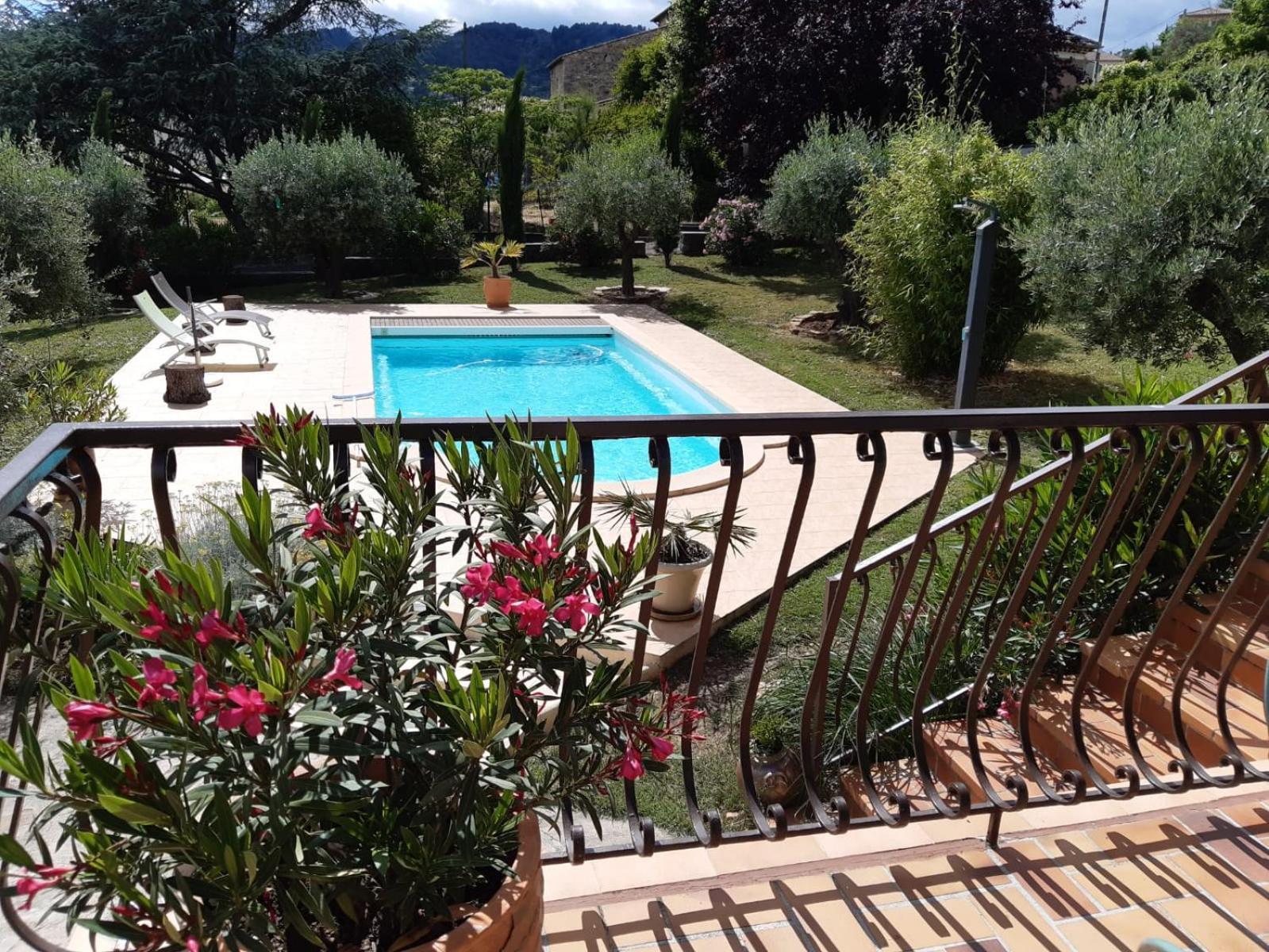 Lou Mas Suzoun Appartement Ucel Buitenkant foto